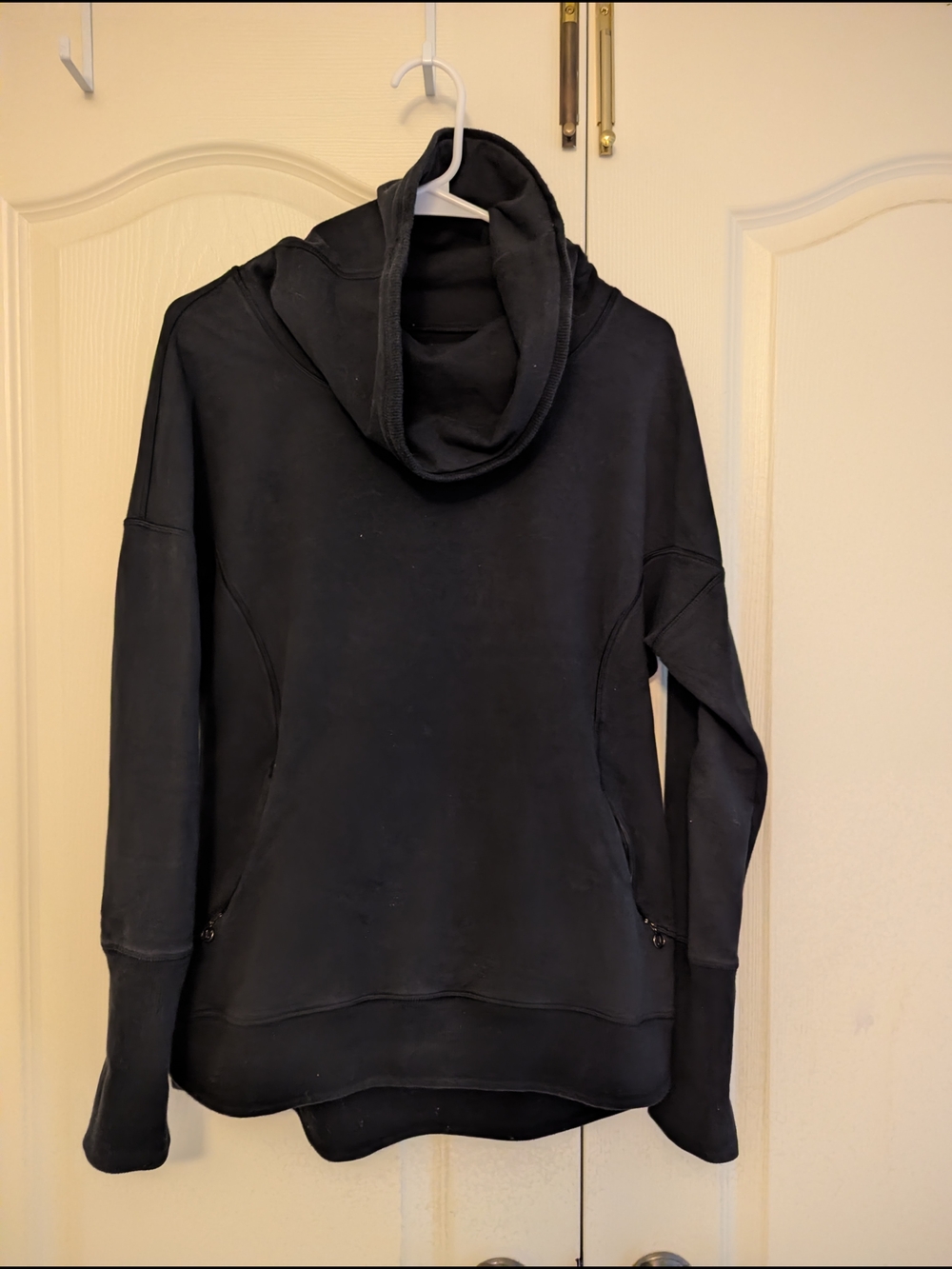 Lululemon Black Cowlneck Pullover Sweatshirt